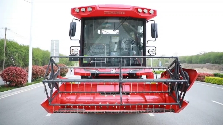 中聯收獲2023款新疆9L谷物聯合收割機，作業速度快，作業效