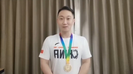 中聯收獲冠軍時刻，值此家國同慶之際，中聯收獲祝廣大用戶朋友幸
